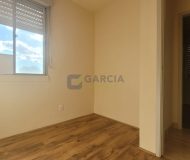 Apartamento com 41m², 2 dormitórios, 1 vaga no bairro Sarandi em Porto Alegre
