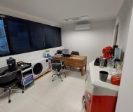 Sala Comercial com 31m², 2 vagas no bairro Cristo Redentor em Porto Alegre