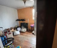Casa com 80m², 2 dormitórios, 1 suíte, 2 vagas no bairro Santa Rosa de Lima em Porto Alegre