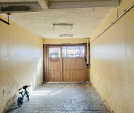 Casa com 80m², 2 dormitórios, 1 suíte, 2 vagas no bairro Santa Rosa de Lima em Porto Alegre