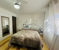 Casa com 80m², 2 dormitórios, 1 suíte, 2 vagas no bairro Santa Rosa de Lima em Porto Alegre