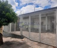 Casa com 108m², 3 dormitórios, 1 suíte, 3 vagas no bairro Parque Minuano em Porto Alegre