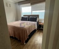 Casa com 108m², 3 dormitórios, 1 suíte, 3 vagas no bairro Parque Minuano em Porto Alegre