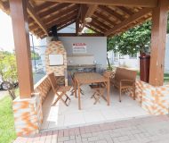 Apartamento com 62m², 3 dormitórios, 1 suíte, 1 vaga no bairro Passo das Pedras em Porto Alegre