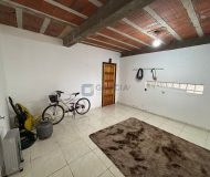 Depósito com 175m² no bairro Sarandi em Porto Alegre