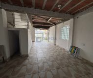 Depósito com 175m² no bairro Sarandi em Porto Alegre