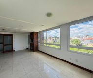Apartamento com 121m², 3 dormitórios, 1 suíte, 2 vagas no bairro Jardim Itu em Porto Alegre