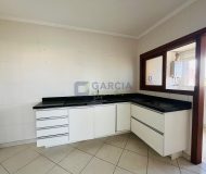 Apartamento com 121m², 3 dormitórios, 1 suíte, 2 vagas no bairro Jardim Itu em Porto Alegre