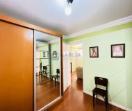 Casa com 202m², 3 dormitórios, 1 suíte, 5 vagas no bairro Jardim Itu em Porto Alegre