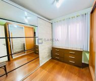 Casa com 202m², 3 dormitórios, 1 suíte, 5 vagas no bairro Jardim Itu em Porto Alegre