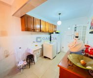 Casa com 202m², 3 dormitórios, 1 suíte, 5 vagas no bairro Jardim Itu em Porto Alegre