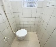 Depósito com 210m² no bairro Sarandi em Porto Alegre