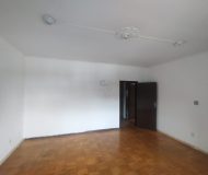 Casa com 300m², 5 dormitórios no bairro Sarandi em Porto Alegre