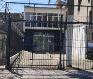 Loja com 153m², 2 vagas no bairro Partenon em Porto Alegre