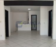 Loja com 153m², 2 vagas no bairro Partenon em Porto Alegre