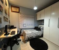 Casa com 212m², 3 dormitórios, 1 suíte, 3 vagas no bairro Rubem Berta em Porto Alegre