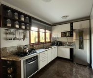 Casa com 212m², 3 dormitórios, 1 suíte, 3 vagas no bairro Rubem Berta em Porto Alegre