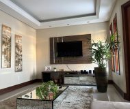 Casa com 212m², 3 dormitórios, 1 suíte, 3 vagas no bairro Rubem Berta em Porto Alegre