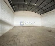 Depósito com 300m², 2 vagas no bairro Sarandi em Porto Alegre