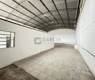 Depósito com 300m², 2 vagas no bairro Sarandi em Porto Alegre