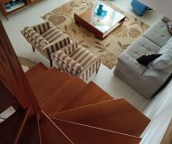 Casa com 188m², 3 dormitórios, 1 suíte, 3 vagas no bairro Jardim Itu Sabará em Porto Alegre