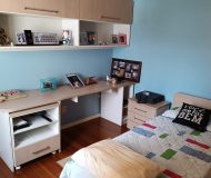 Casa com 188m², 3 dormitórios, 1 suíte, 3 vagas no bairro Jardim Itu Sabará em Porto Alegre