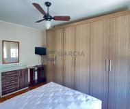 Apartamento com 61m², 2 dormitórios no bairro São Sebastião em Porto Alegre