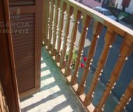 Casa com 170m², 3 dormitórios, 1 vaga no bairro Rubem Berta em Porto Alegre