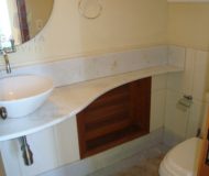 Casa com 319m², 3 dormitórios, 2 suítes, 3 vagas no bairro Santa Fé em Porto Alegre