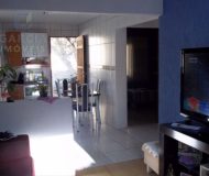 Casa com 78m², 2 dormitórios, 3 vagas no bairro Sarandi em Porto Alegre