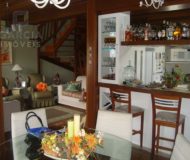 Casa com 172m², 3 dormitórios, 1 suíte, 3 vagas no bairro Jardim Itu Sabará em Porto Alegre