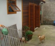 Casa com 172m², 3 dormitórios, 1 suíte, 3 vagas no bairro Jardim Itu Sabará em Porto Alegre