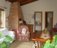 Casa com 172m², 3 dormitórios, 1 suíte, 3 vagas no bairro Jardim Itu Sabará em Porto Alegre