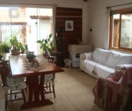 Casa com 172m², 3 dormitórios, 1 suíte, 3 vagas no bairro Jardim Itu Sabará em Porto Alegre