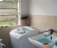 Casa com 172m², 3 dormitórios, 1 suíte, 3 vagas no bairro Jardim Itu Sabará em Porto Alegre