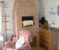 Casa com 172m², 3 dormitórios, 1 suíte, 3 vagas no bairro Jardim Itu Sabará em Porto Alegre