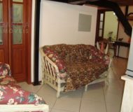 Casa com 390m², 4 dormitórios, 4 suítes, 6 vagas no bairro Jardim Planalto em Porto Alegre