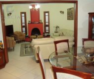 Casa com 390m², 4 dormitórios, 4 suítes, 6 vagas no bairro Jardim Planalto em Porto Alegre