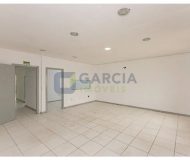 Prédio com 300m², 2 vagas no bairro Navegantes em Porto Alegre