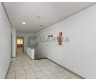 Prédio com 300m², 2 vagas no bairro Navegantes em Porto Alegre