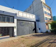 Depósito com 310m², 6 vagas no bairro Navegantes em Porto Alegre