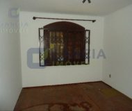 Casa com 280m², 3 dormitórios, 1 suíte, 4 vagas no bairro Sarandi em Porto Alegre