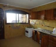 Casa com 280m², 3 dormitórios, 1 suíte, 4 vagas no bairro Sarandi em Porto Alegre