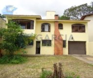 Casa com 280m², 3 dormitórios, 1 suíte, 4 vagas no bairro Sarandi em Porto Alegre