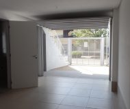 Casa com 204m², 3 dormitórios, 3 suítes, 2 vagas no bairro Jardim Itu Sabará em Porto Alegre