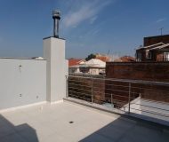 Casa com 204m², 3 dormitórios, 3 suítes, 2 vagas no bairro Jardim Itu Sabará em Porto Alegre