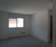 Casa com 204m², 3 dormitórios, 3 suítes, 2 vagas no bairro Jardim Itu Sabará em Porto Alegre