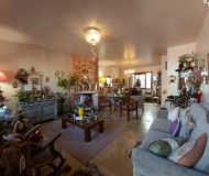 Casa com 212m², 3 dormitórios, 1 suíte, 2 vagas no bairro Vila Floresta em Porto Alegre