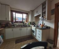 Casa com 212m², 3 dormitórios, 1 suíte, 2 vagas no bairro Vila Floresta em Porto Alegre