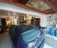 Casa com 212m², 3 dormitórios, 1 suíte, 2 vagas no bairro Vila Floresta em Porto Alegre